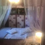 Maison De Gardien , Manoir De Pichemont, » La Maison Des Ecureuils » *