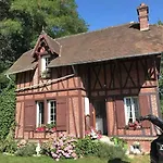 Maison De Gardien , Manoir De Pichemont, » La Maison Des Ecureuils » Feriehus Harcanville