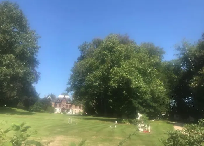 Maison De Gardien , Manoir De Pichemont, » La Maison Des Ecureuils » Tatil Evi *