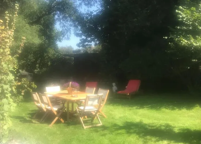 Maison De Gardien , Manoir De Pichemont, » La Maison Des Ecureuils » Tatil Evi